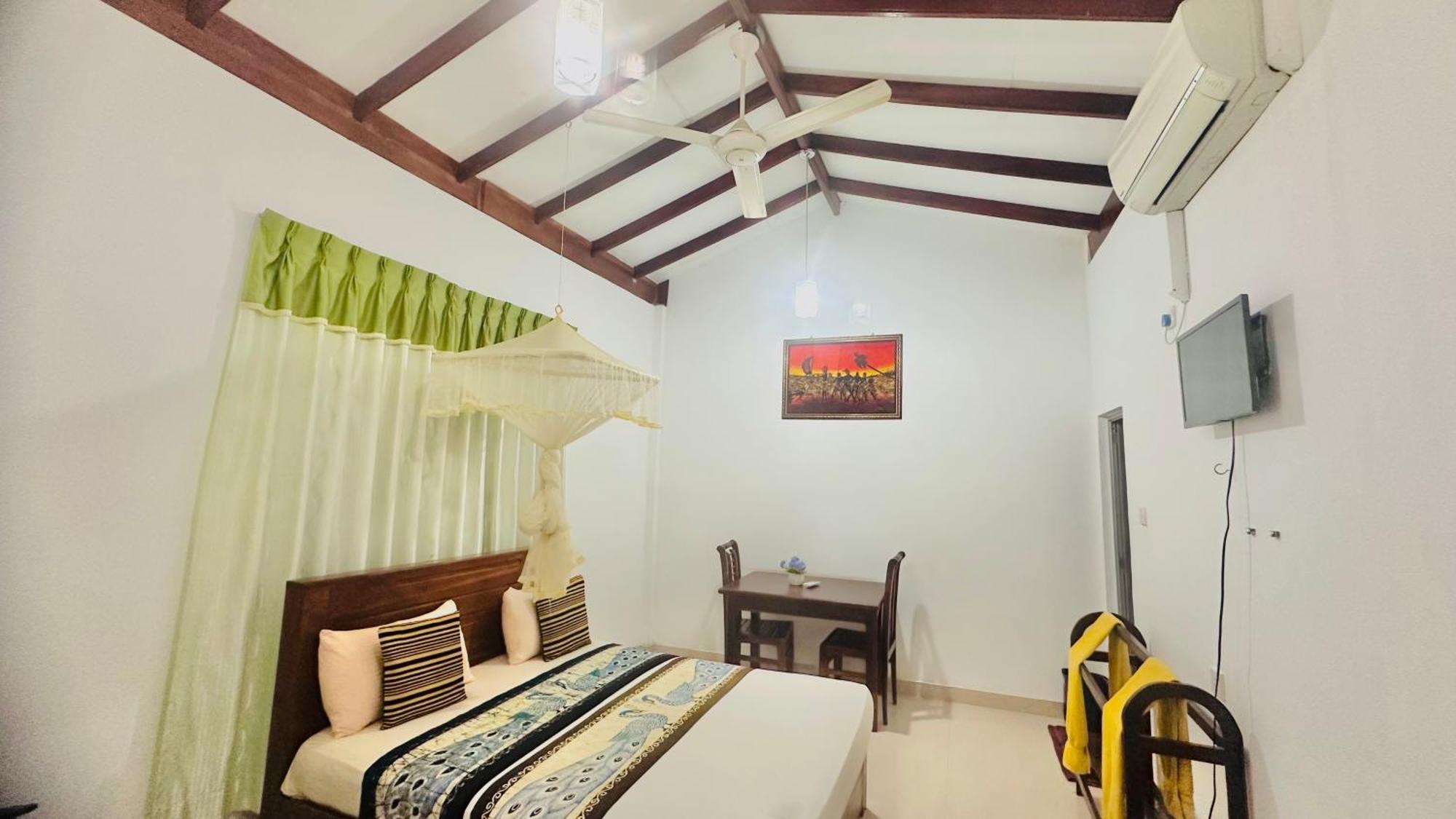 New Peacock Resort Dambulla Szoba fotó